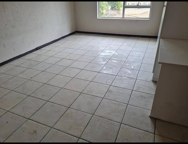 2 BEDROOM APARTMENT FOR SALE IN THREE RIVERS